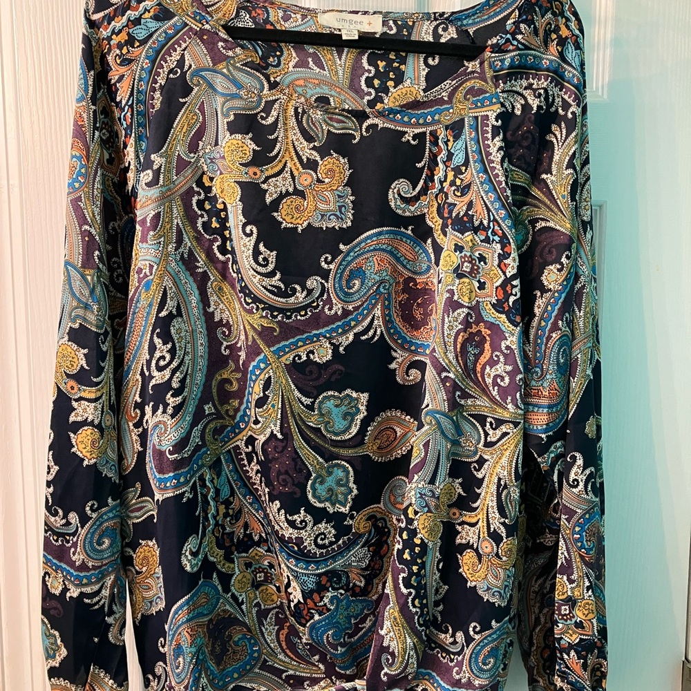 Umgee women’s long sleeve paisley print blouse size 1X